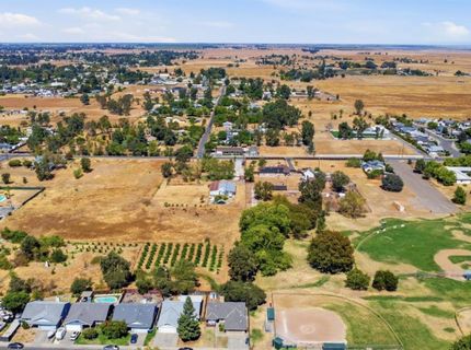 905 Herring Ave, Rio Linda, CA 95673 Photo