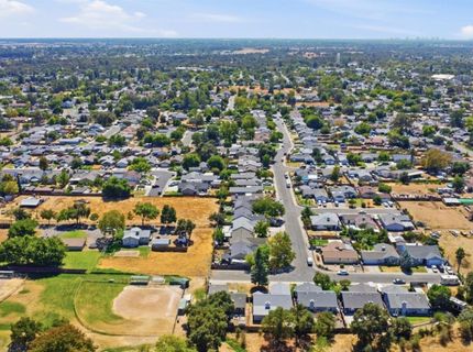 905 Herring Ave, Rio Linda, CA 95673 Photo