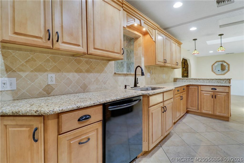 5410 Citrus Avenue, Fort Pierce, FL 34982 Photo