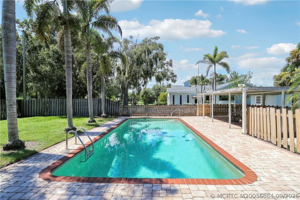 5410 Citrus Avenue, Fort Pierce, FL 34982 Photo