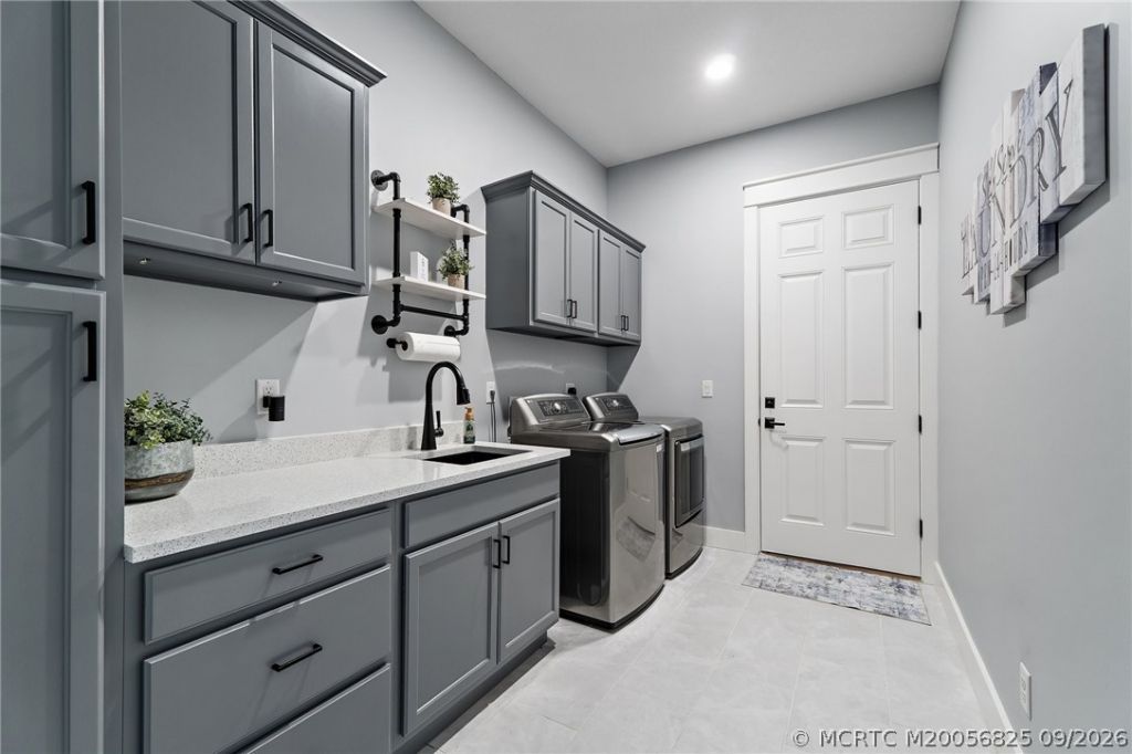 1109 NE Bayside Place, Jensen Beach, FL 34957 Photo