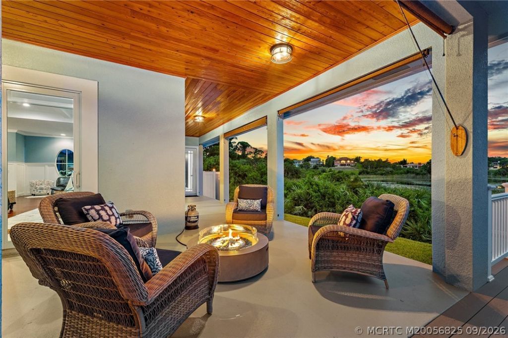 1109 NE Bayside Place, Jensen Beach, FL 34957 Photo