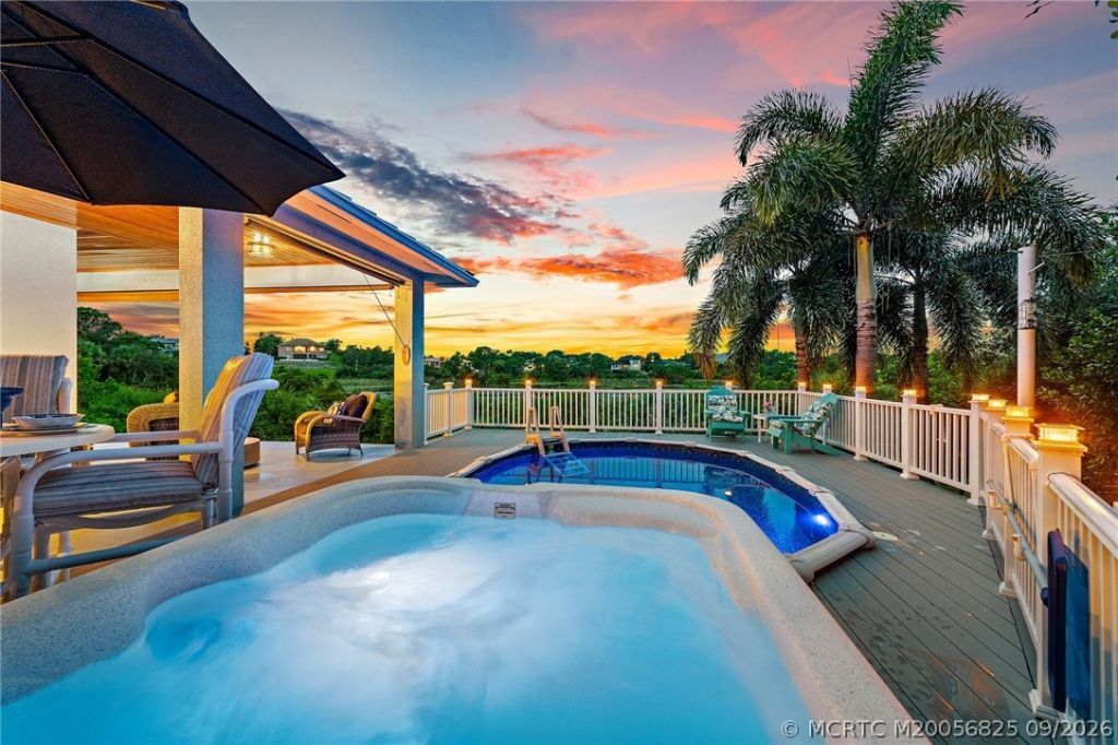 1109 NE Bayside Place, Jensen Beach, FL 34957 Photo