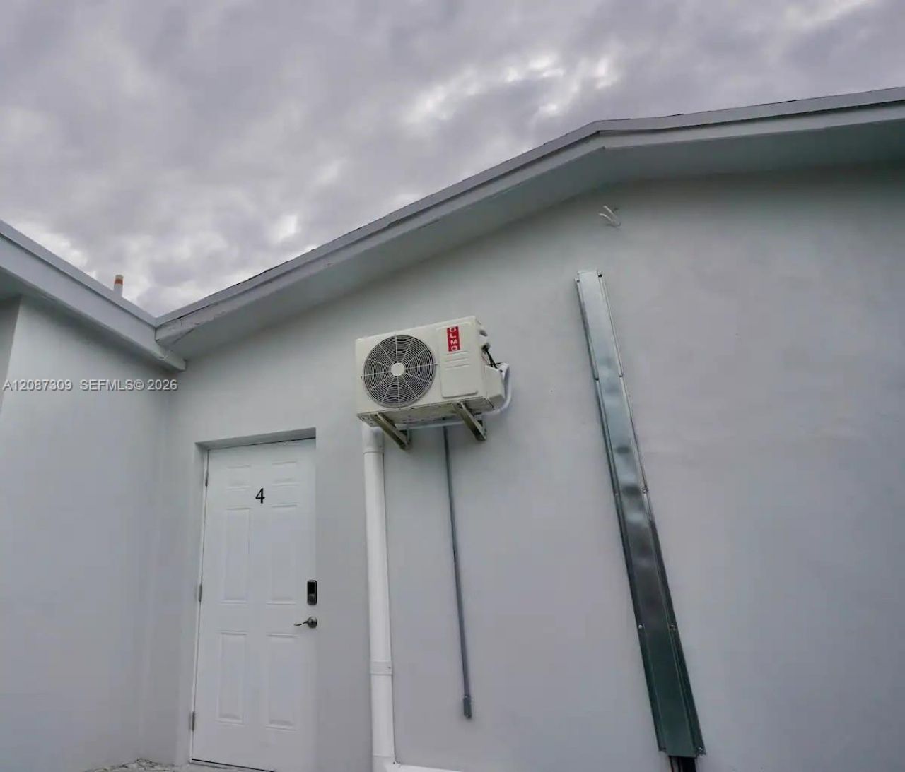 1647 NW 29th Ave, Unit 4, Miami, FL 33125 Photo