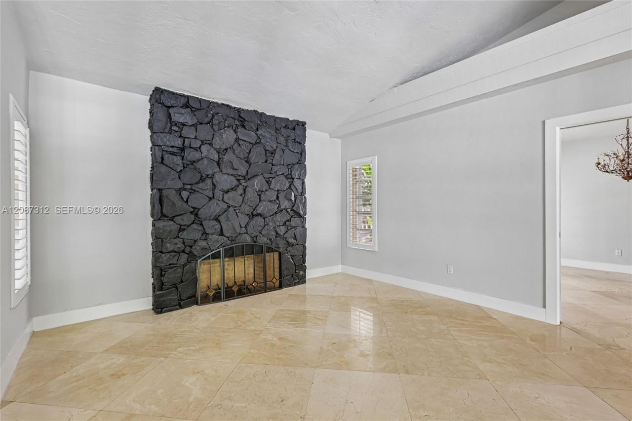 7745 SW 183rd Ter, Palmetto Bay, FL 33157 Photo
