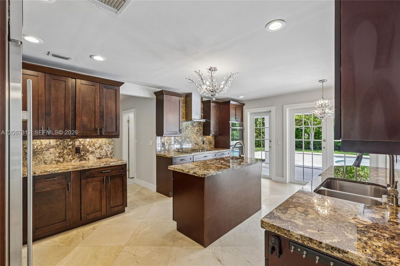 7745 SW 183rd Ter, Palmetto Bay, FL 33157 Photo