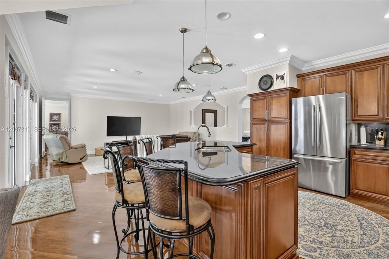 8210 Phoenician Court, Davie, FL 33328 Photo