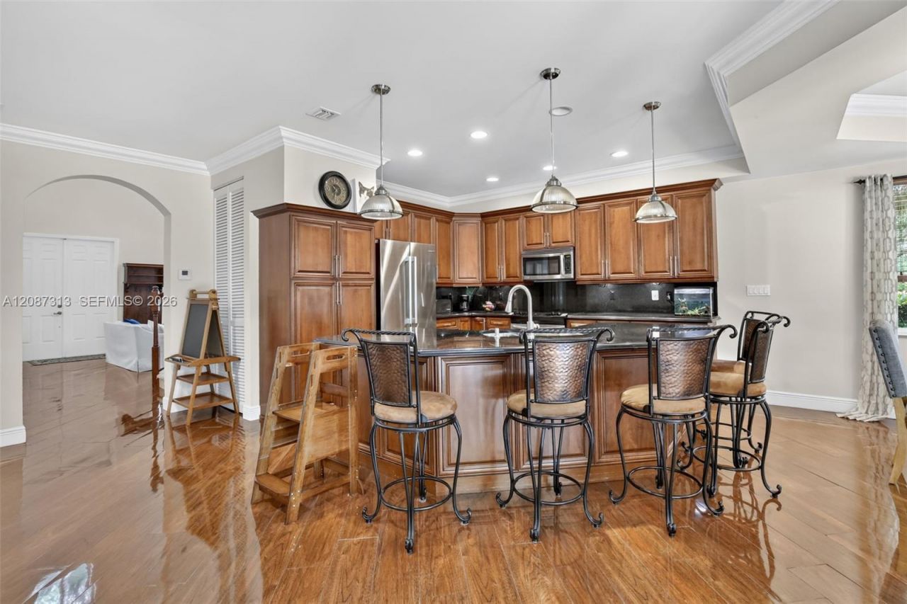 8210 Phoenician Court, Davie, FL 33328 Photo