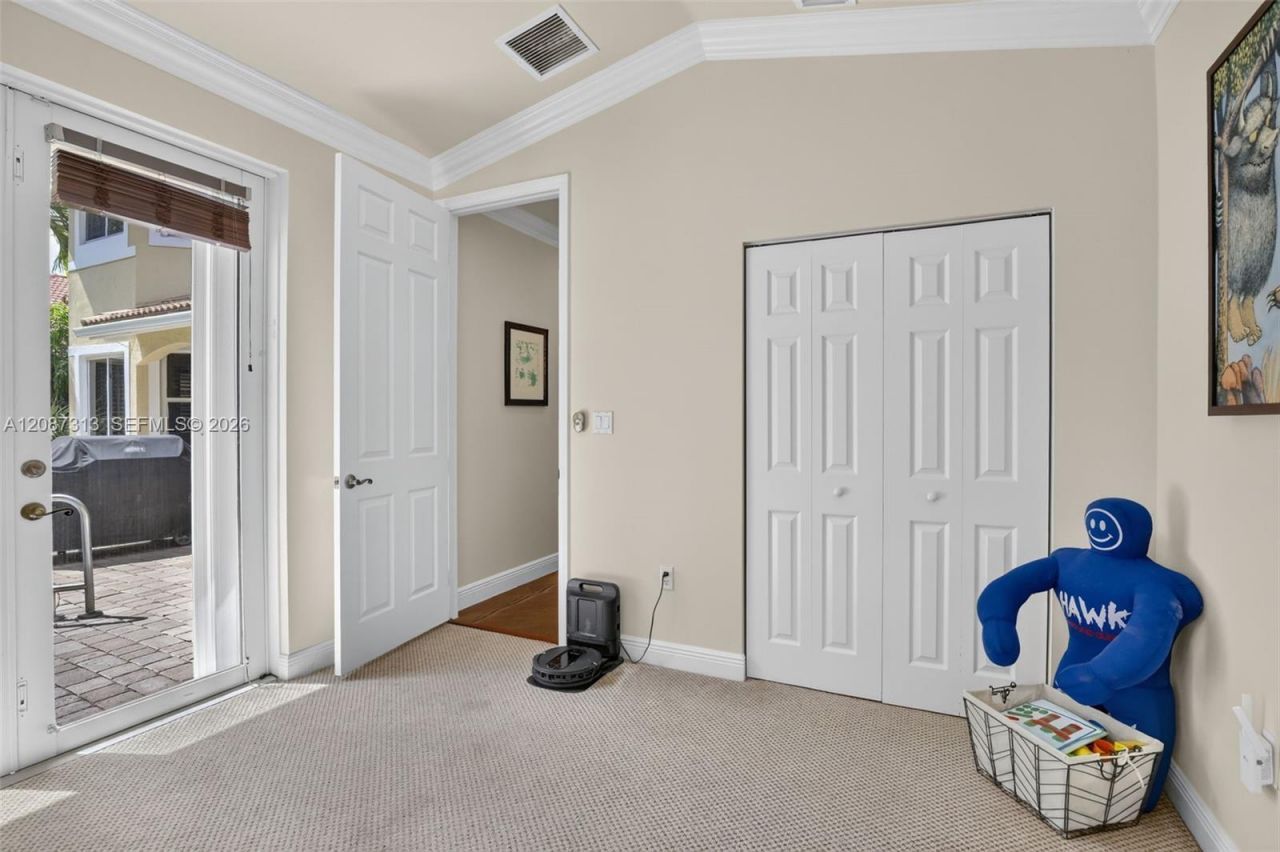 8210 Phoenician Court, Davie, FL 33328 Photo