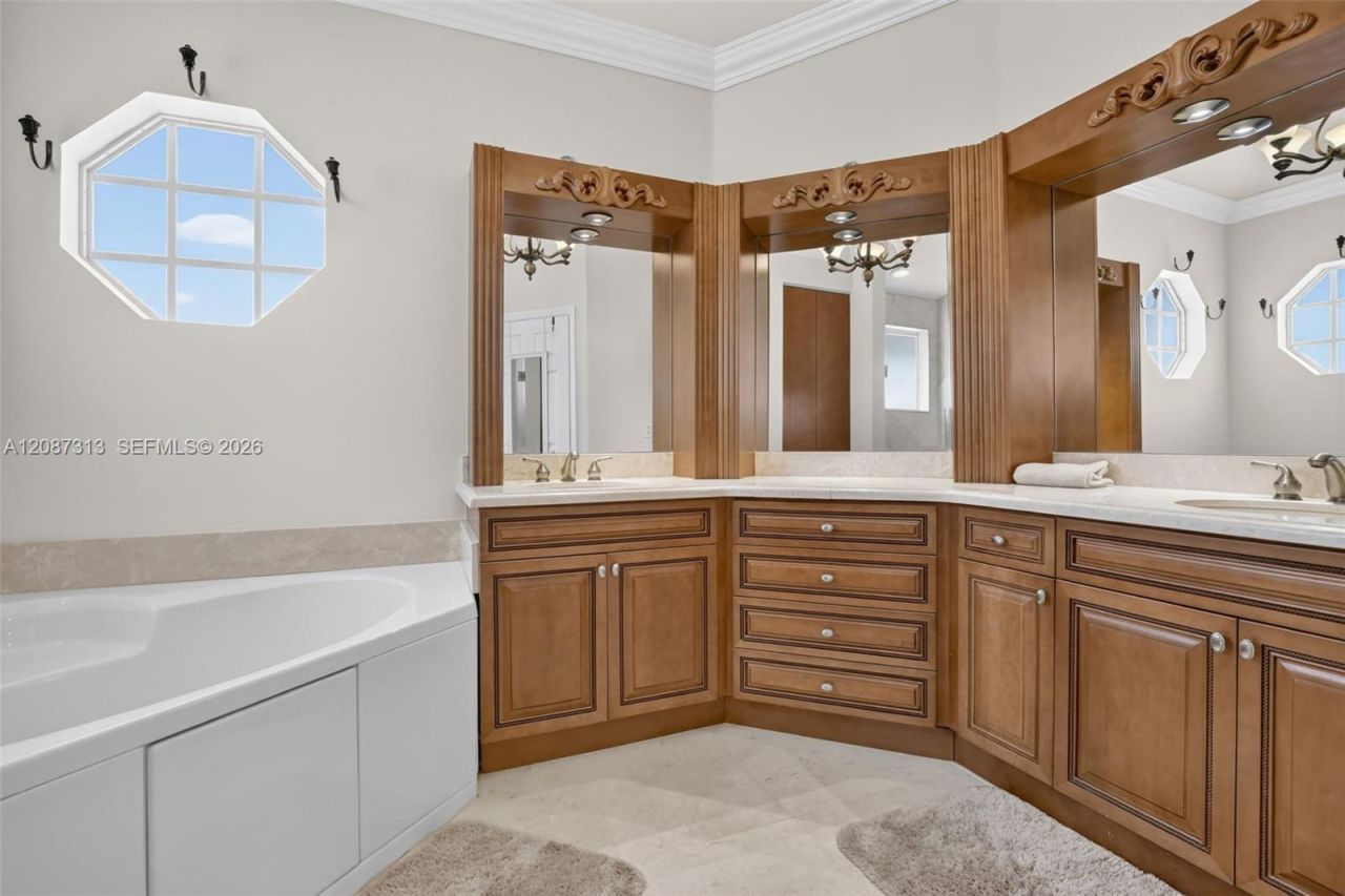 8210 Phoenician Court, Davie, FL 33328 Photo
