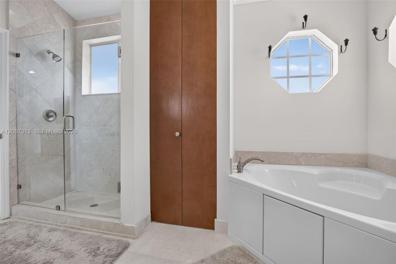 8210 Phoenician Court, Davie, FL 33328 Photo