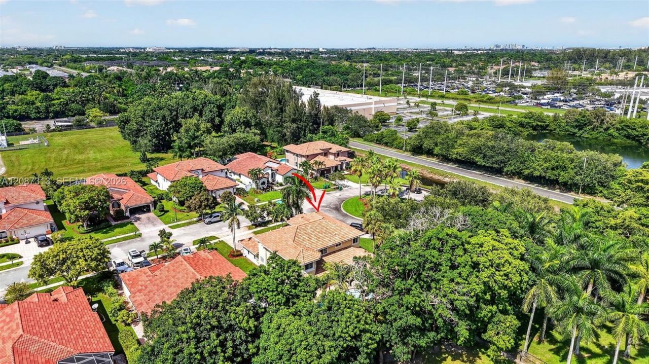 8210 Phoenician Court, Davie, FL 33328 Photo