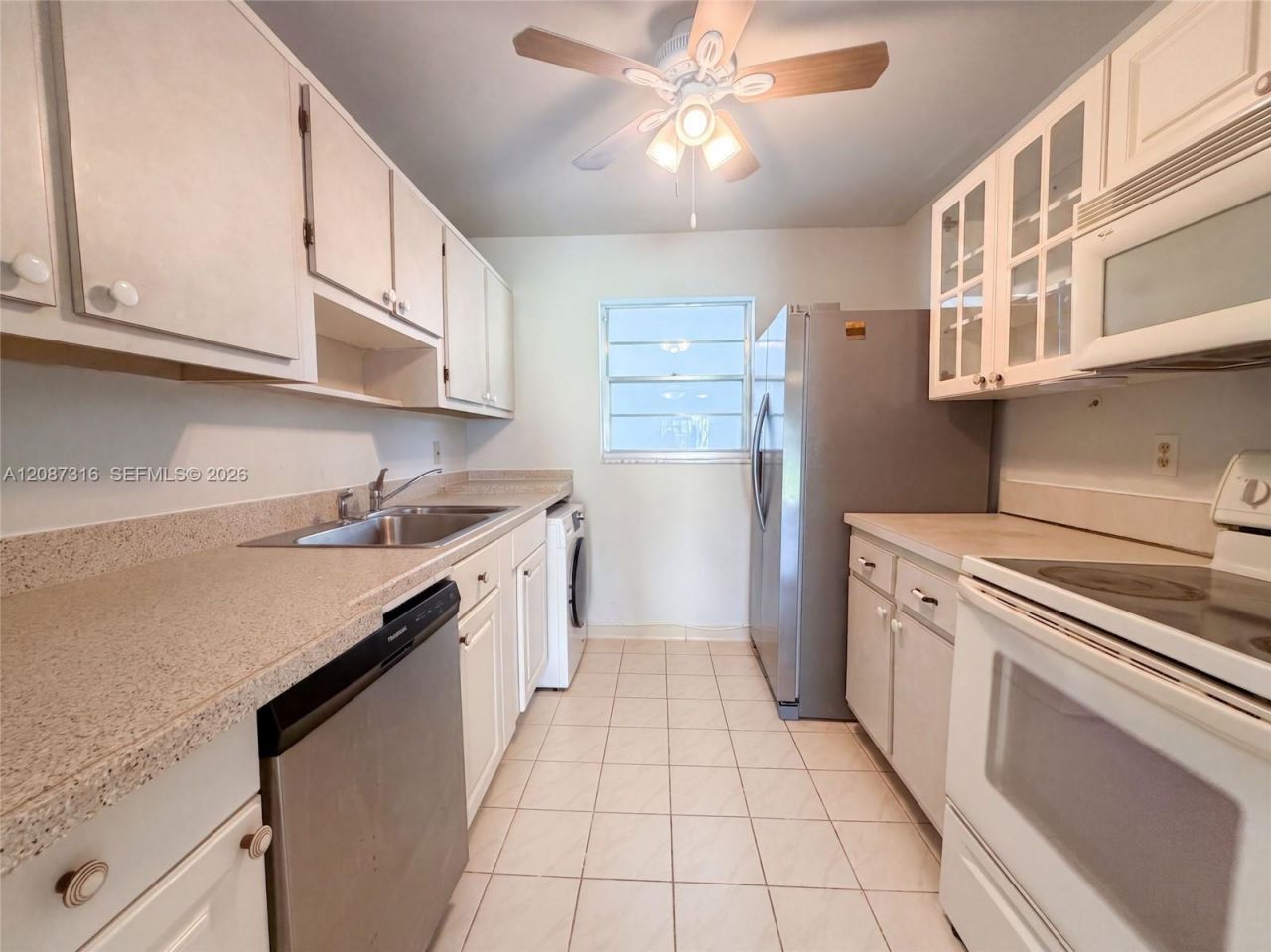 400 SW Golfview Ter, Unit 112, Boynton Beach, FL 33426 Photo