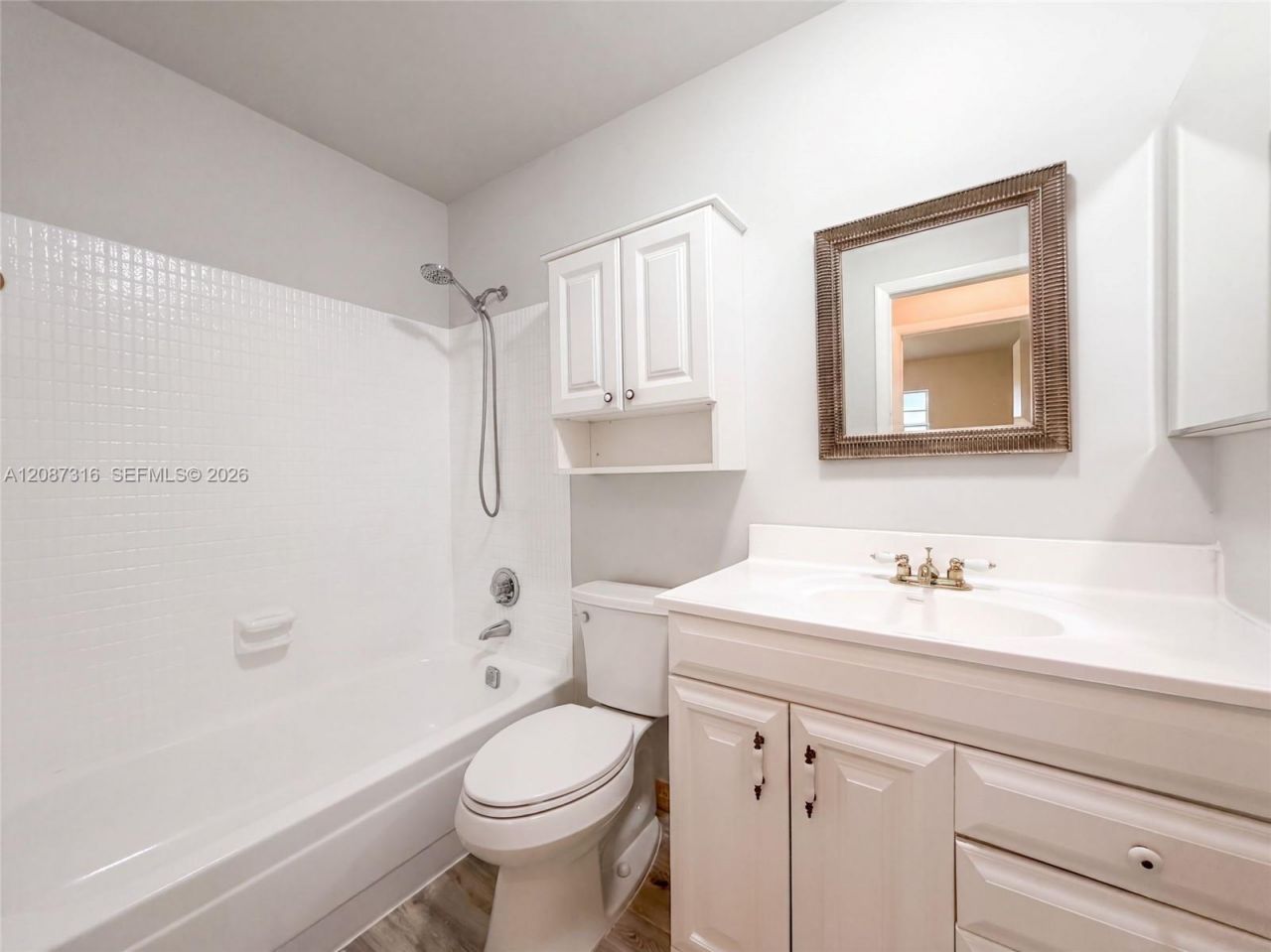 400 SW Golfview Ter, Unit 112, Boynton Beach, FL 33426 Photo
