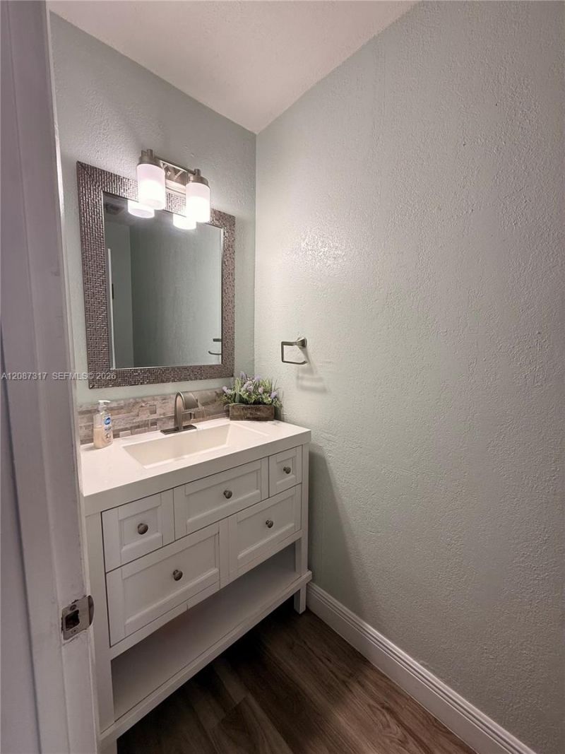 6821 W 2nd Ct, Hialeah, FL 33014 Photo