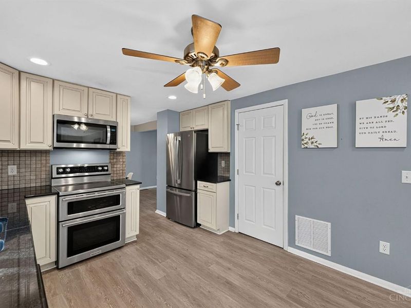 10706 Baronwood Court, Springfield Township, OH 45240 Photo 11