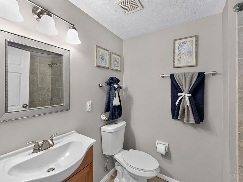 10706 Baronwood Court, Springfield Township, OH 45240 Photo 34