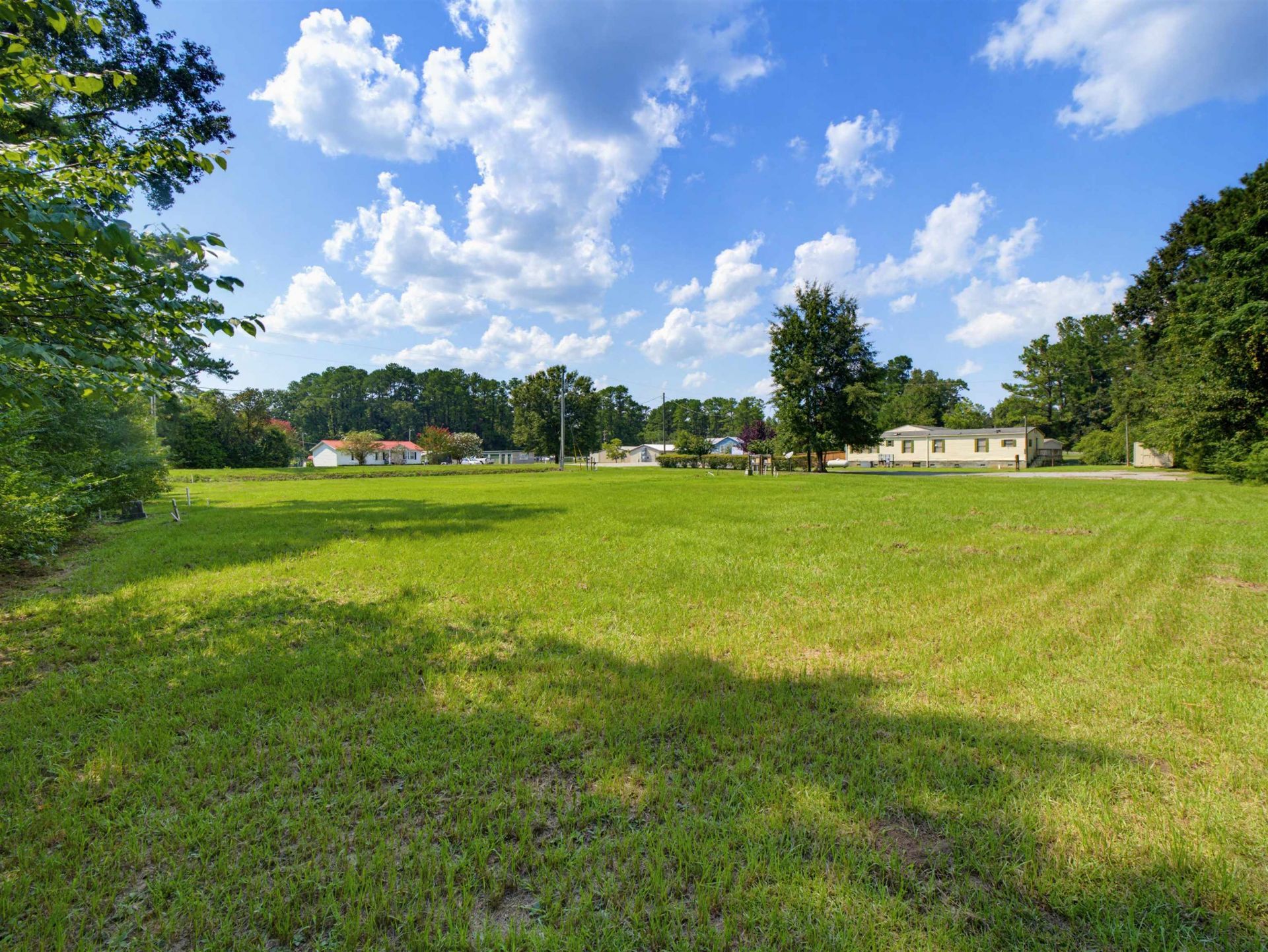 644 N Morgan Ave. Photo 8