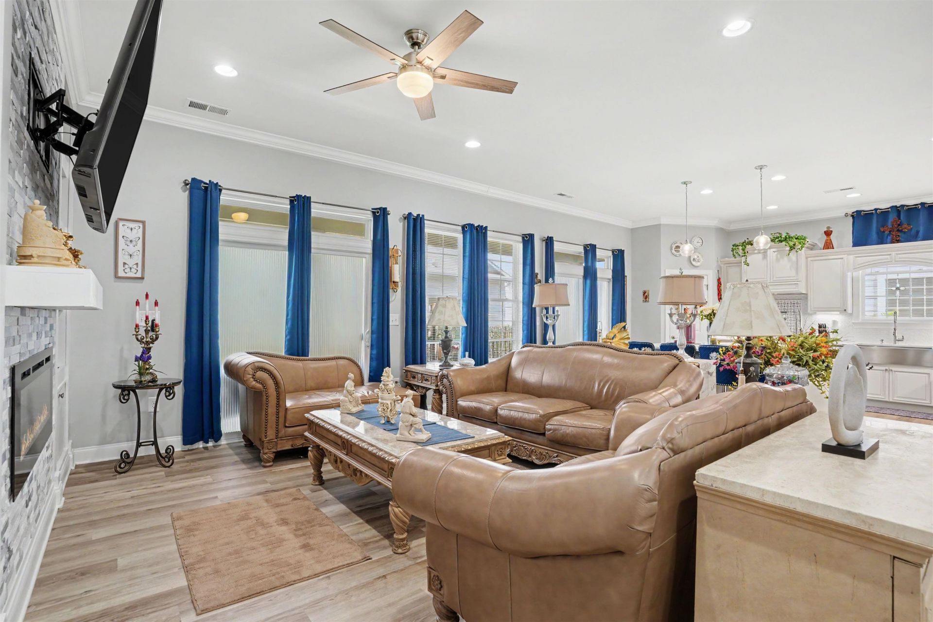 1037 East Isle Of Palms Ave. Photo 8