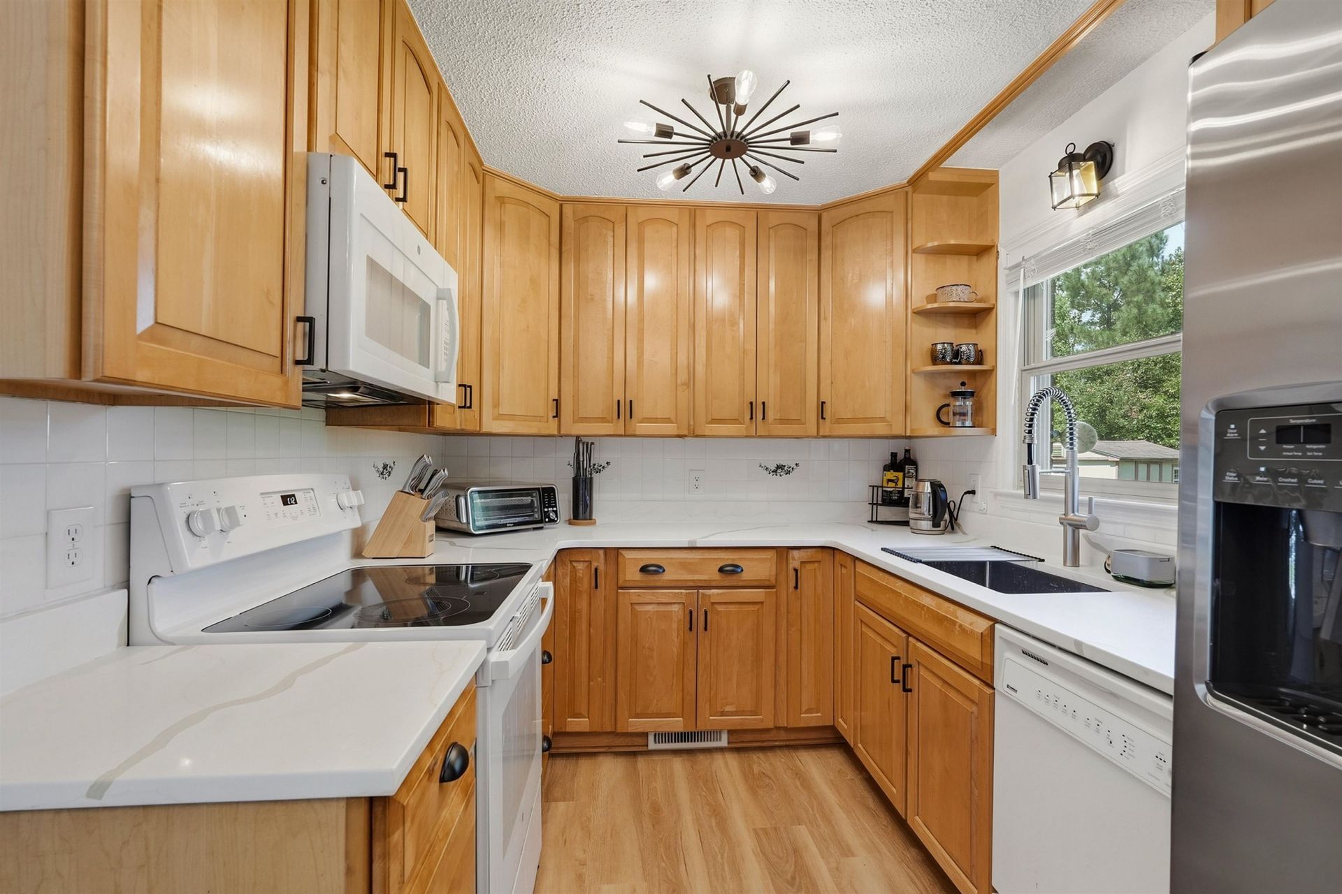 3916 Quail Circle Photo 8
