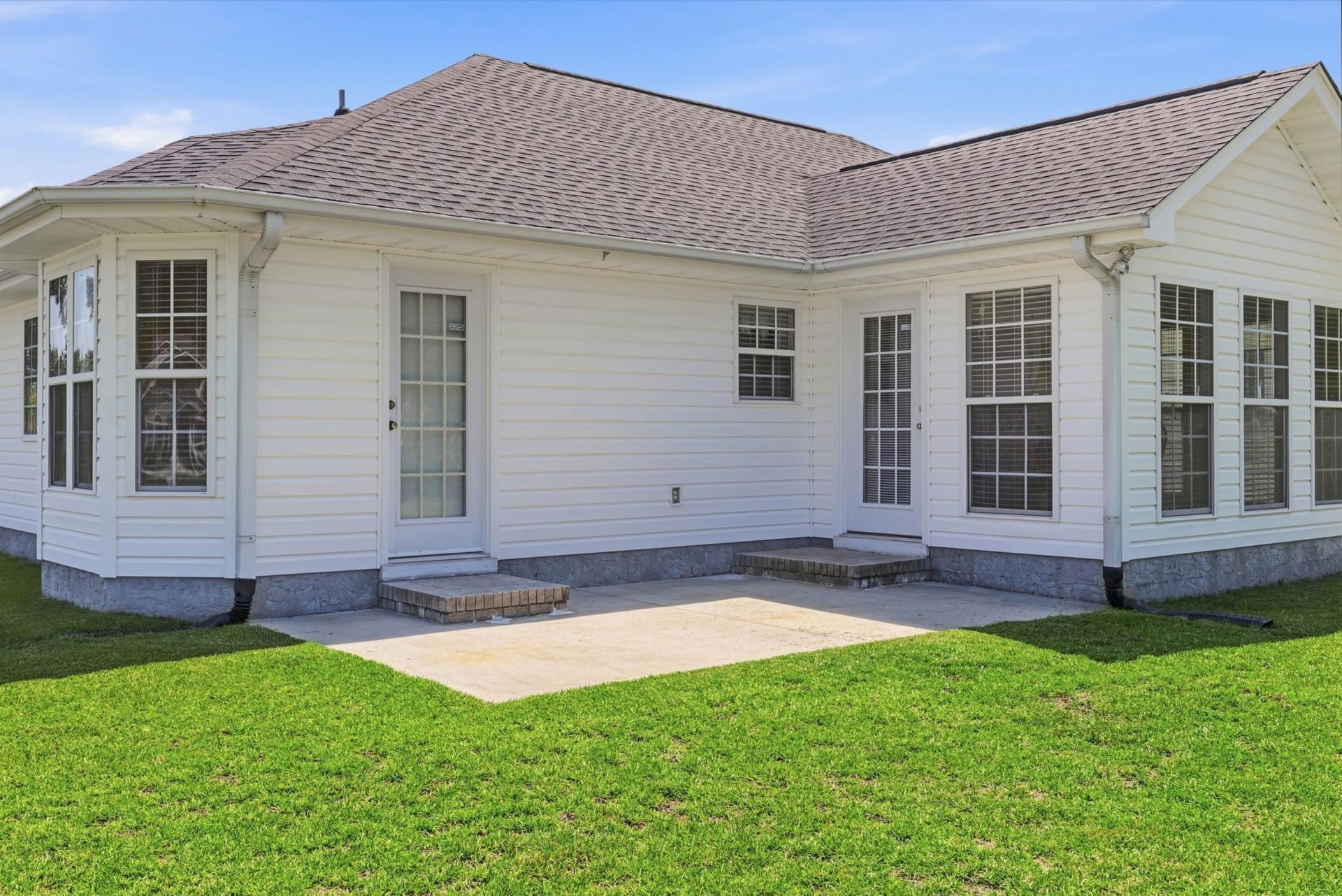 2049 Hawksmoor Dr. Photo 25