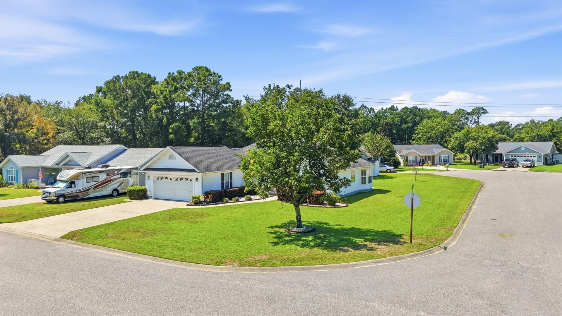 2049 Hawksmoor Dr. Photo 35