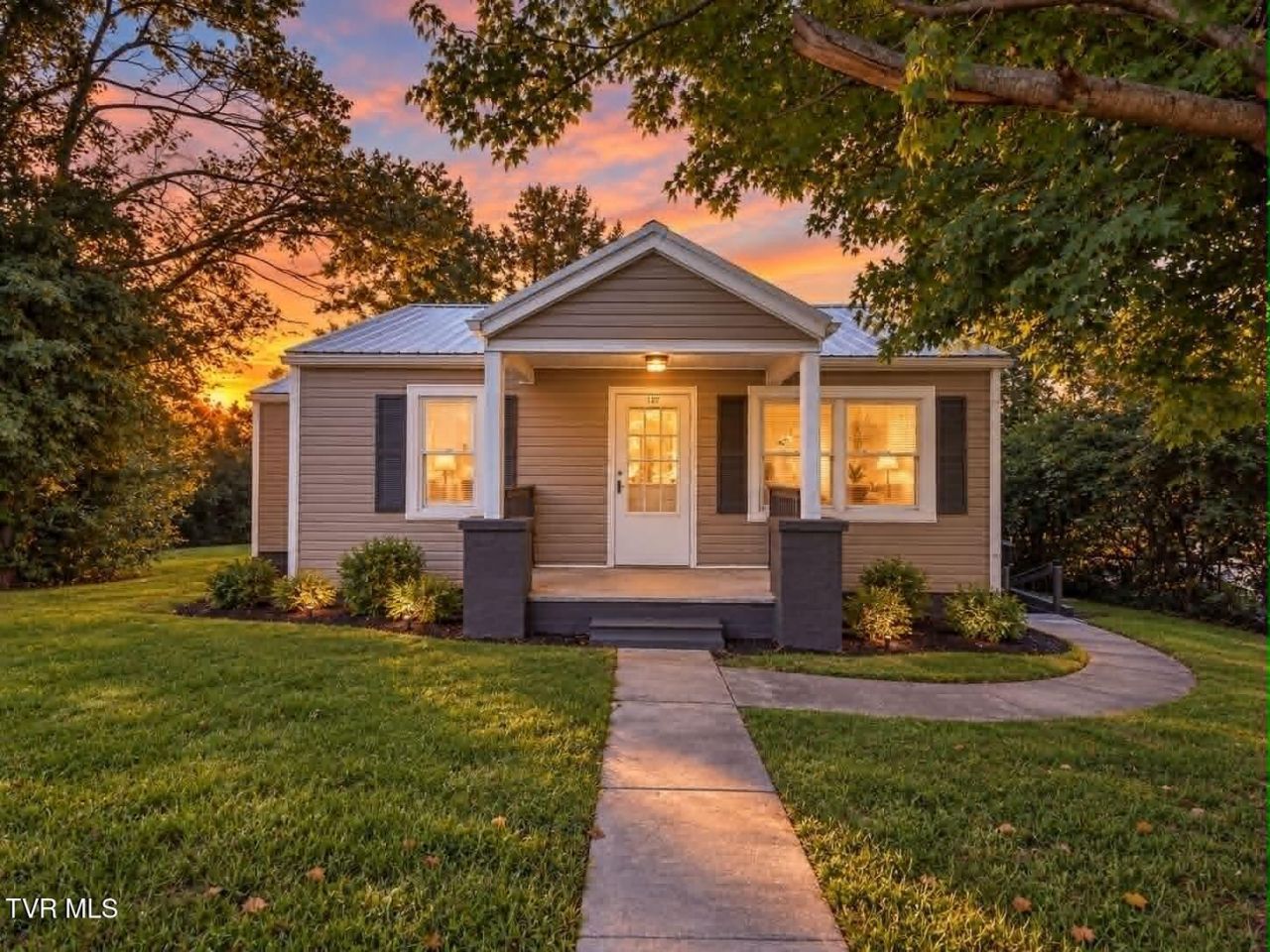 127 Chapel Street, Greeneville, TN 37743 Main Photo