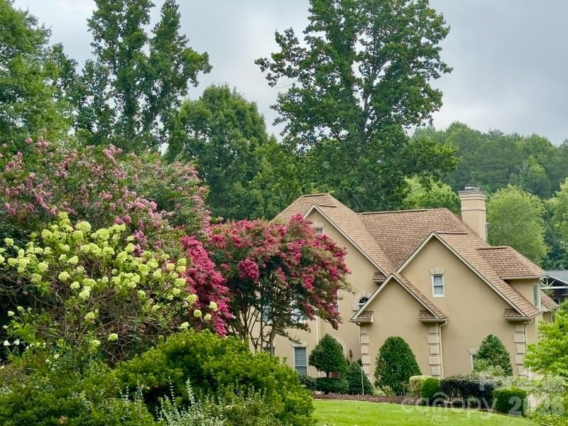 135 Ridgetop Road, Mooresville, NC 28117 Main Photo