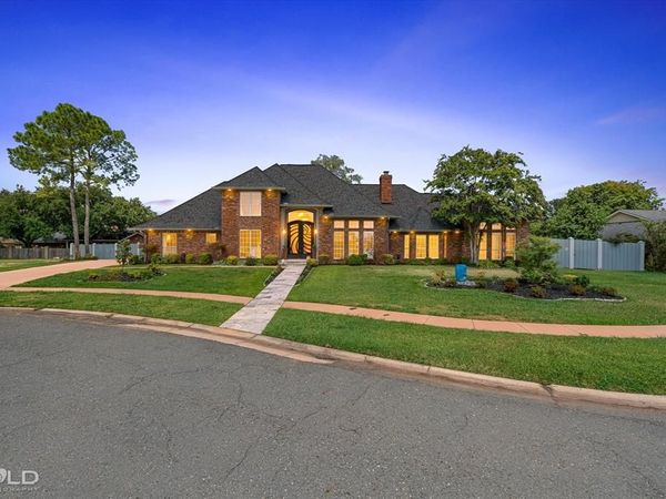 18 Dover Circle, Bossier City, LA 71111
