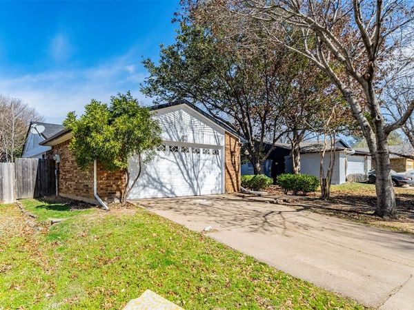 4009 Juneberry Street, Fort Worth, TX 76137