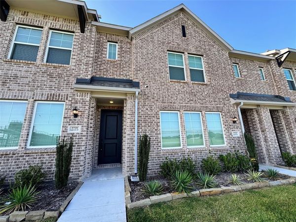 5720 Lakeview Drive, Watauga, TX 76148