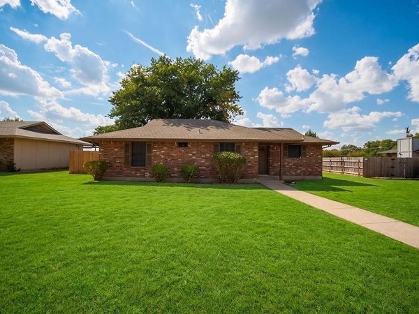 1715 Jenkins Lane, Glenn Heights, TX 75154