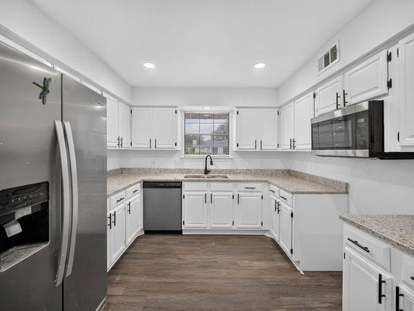1715 Jenkins Lane, Glenn Heights, TX 75154