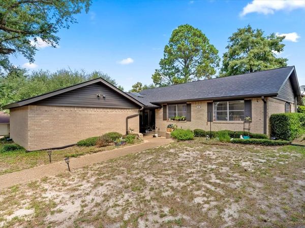 107 Karen Court, Athens, TX 75751