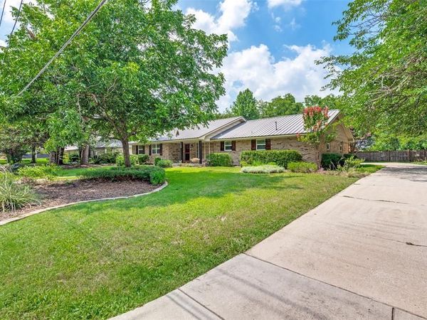 708 Headlee Street, Denton, TX 76201