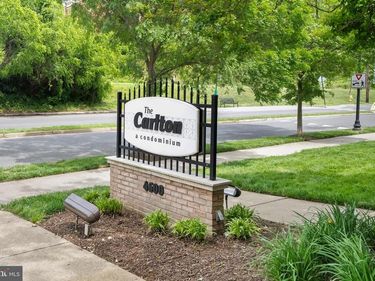 4600 S FOUR MILE RUN DRIVE, Unit 821, ARLINGTON, VA 22204