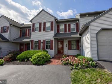 295 MASON DRIVE, EPHRATA, PA 17522
