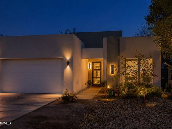 2826 N 28TH Place, Phoenix, AZ 85008