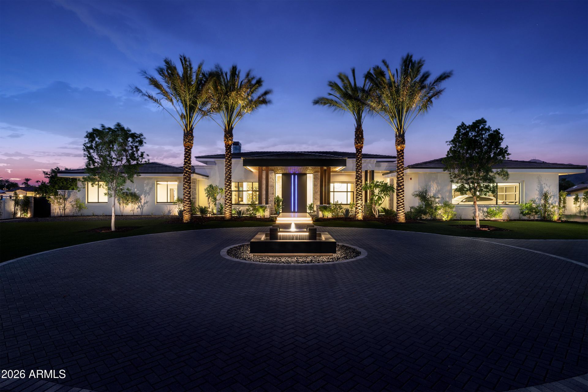 10170 E CHOLLA Street, Scottsdale, AZ 85260