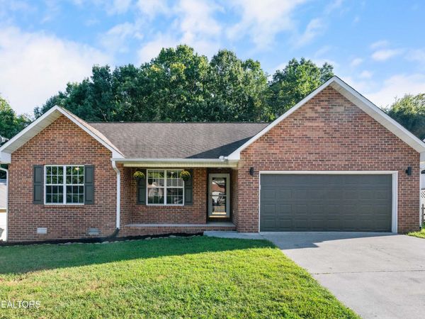 107 Muscovy Way, Maryville, TN 37801