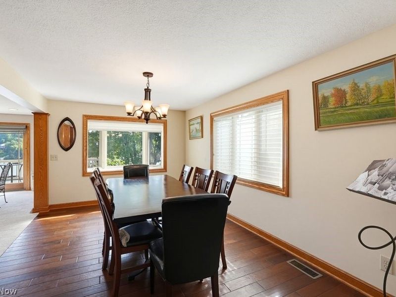 338 W Mohawk Drive, Malvern, OH 44644 Photo 11