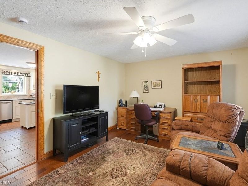 338 W Mohawk Drive, Malvern, OH 44644 Photo 32