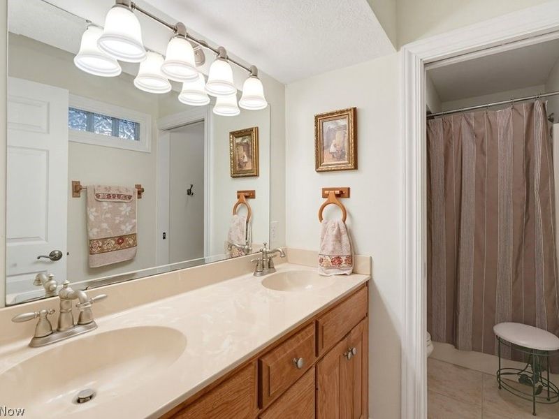 338 W Mohawk Drive, Malvern, OH 44644 Photo 37