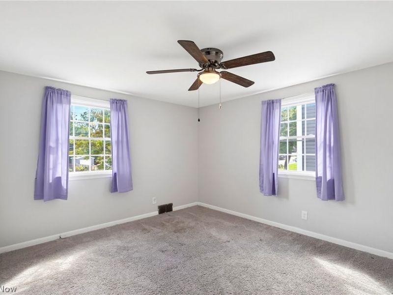 2345 Triplett Boulevard, Akron, OH 44312 Photo 18