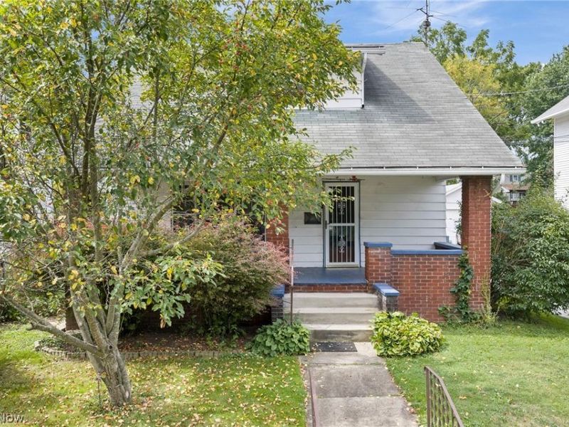 667 S Mckinley Avenue, Alliance, OH 44601 Photo 1