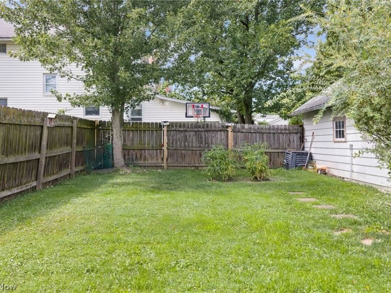 667 S Mckinley Avenue, Alliance, OH 44601 Photo 22