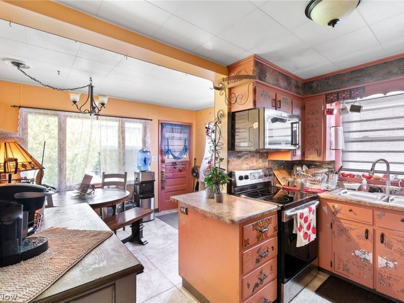 667 S Mckinley Avenue, Alliance, OH 44601 Photo 9