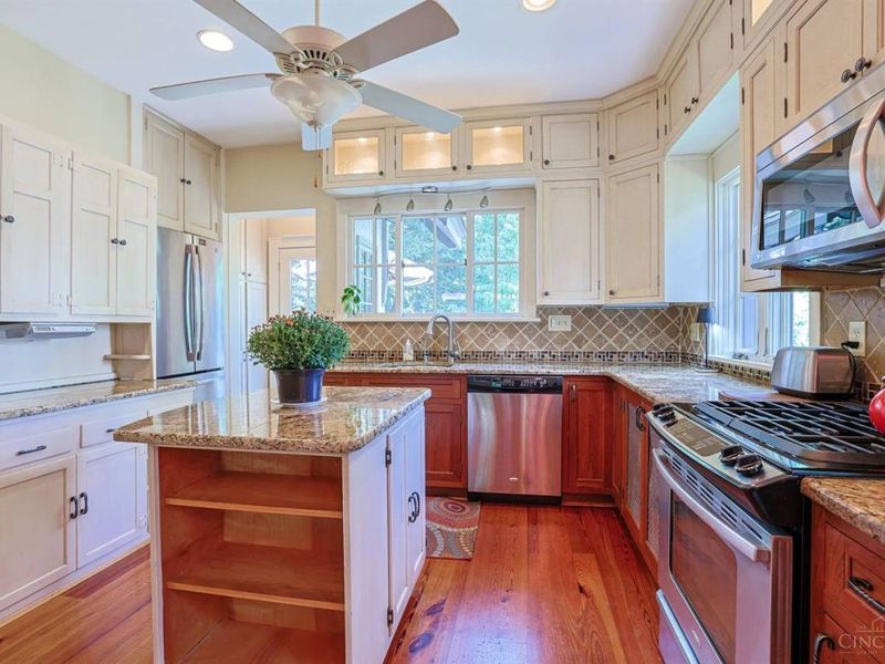 3621 Victoria Lane, Cincinnati, OH 45208 Photo 16