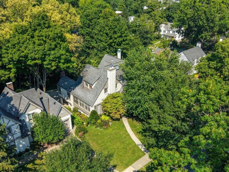 3621 Victoria Lane, Cincinnati, OH 45208 Photo 3