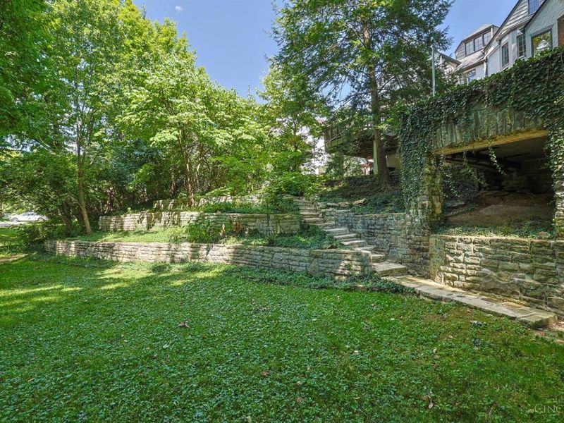 3621 Victoria Lane, Cincinnati, OH 45208 Photo 54